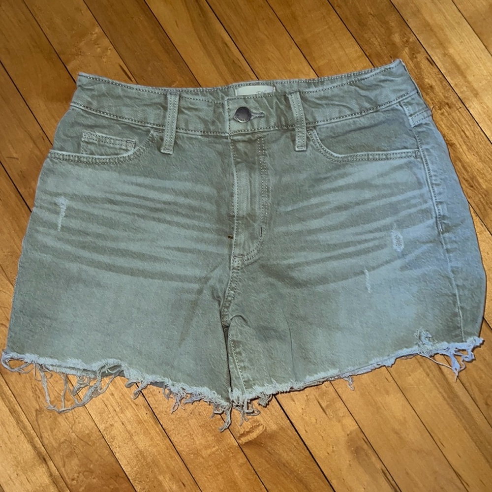 Universal Threads denim shorts